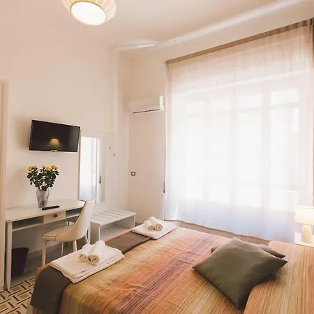 Residenza Macos One * Szirakúza